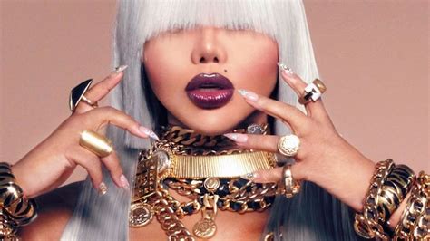 lil kim chanel hair
